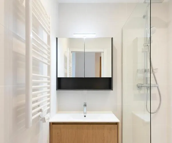 Le De Catherine - Tres Bel Appt A Νανσύ